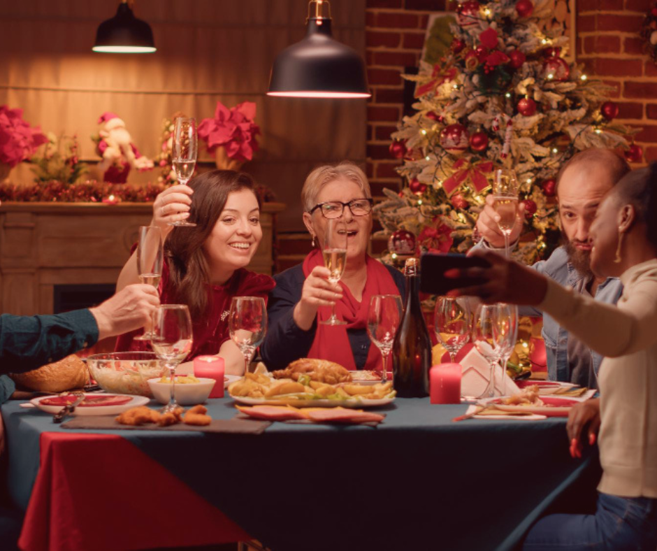 How to Talk Money With Your Family Over The Holidays